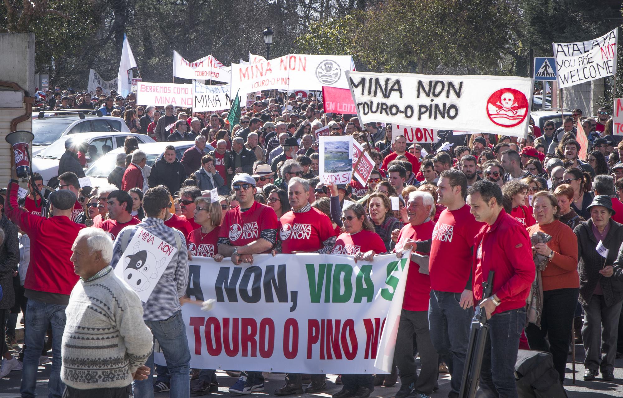 Touro manifestación opinión